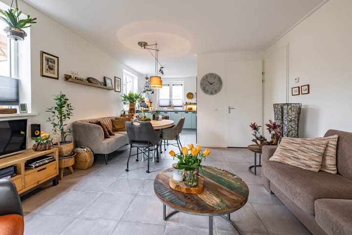 Foto 35 van Julianastraat 11