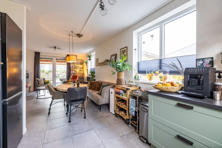 Foto 41 van Julianastraat 11