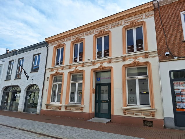 undefined main image