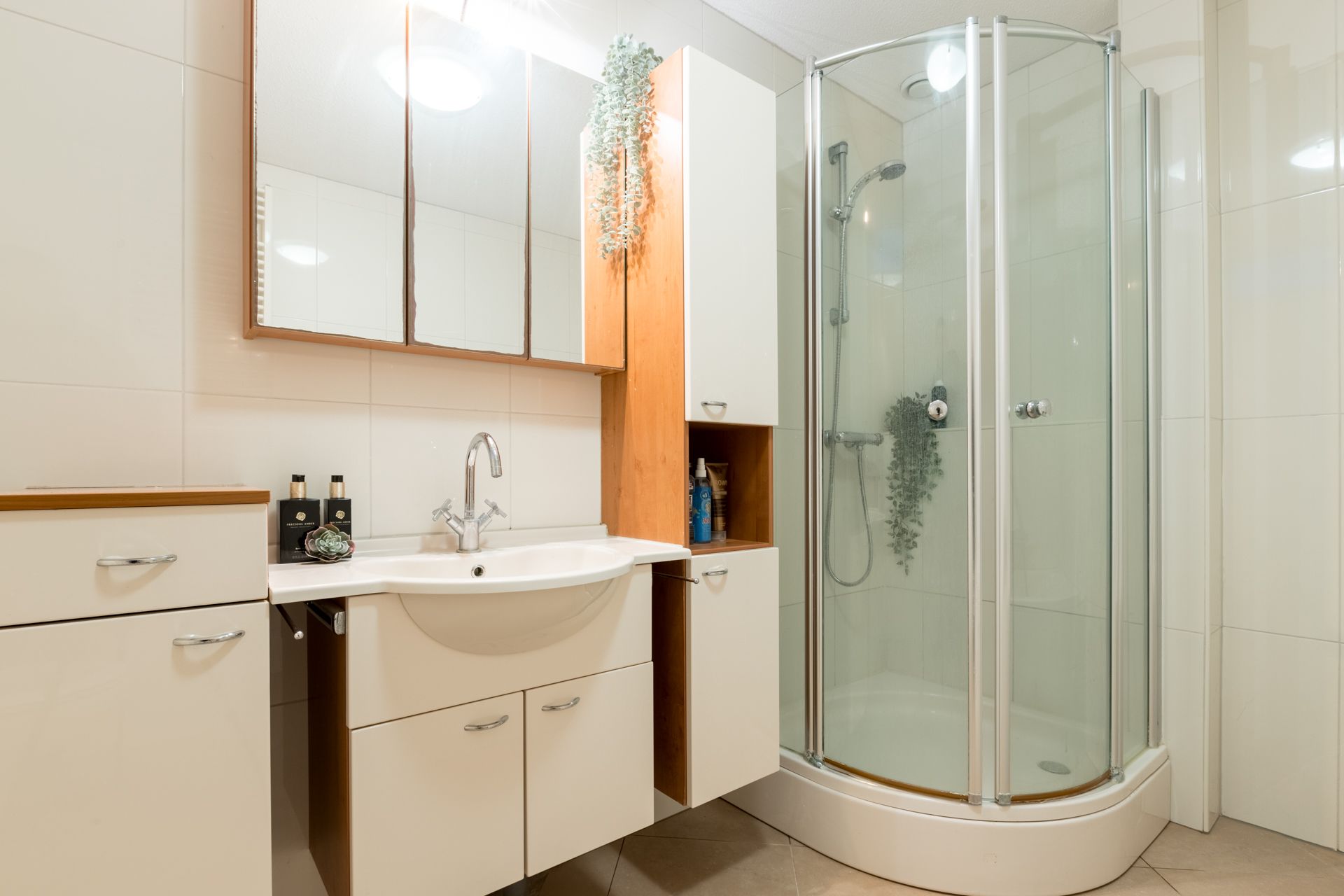 Photo 21 of De Sonnavillestraat 22