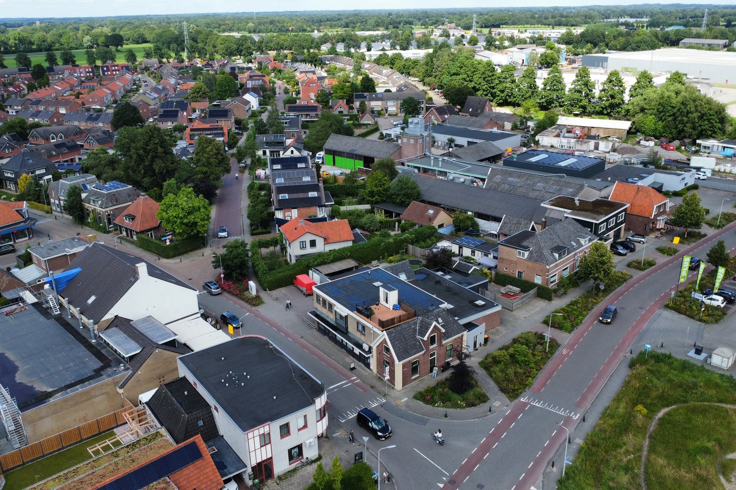 Bekijk foto 3 van Lochemseweg 2