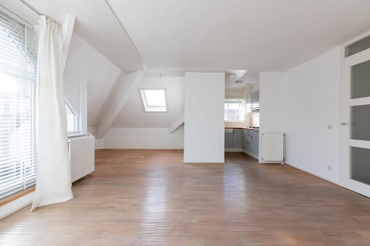 Foto 4 van Spiegeldwarsstraat 25