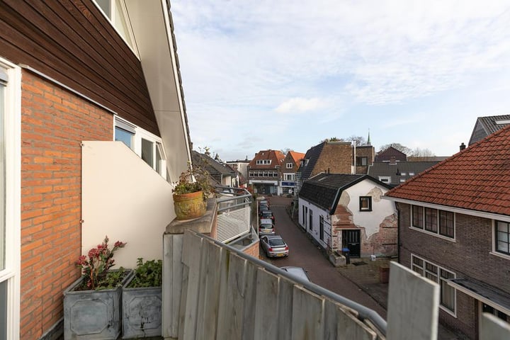 Bekijk foto 16 van Spiegeldwarsstraat 25