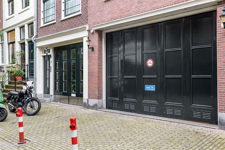 Bekijk foto 3 van Utrechtsedwarsstraat 142