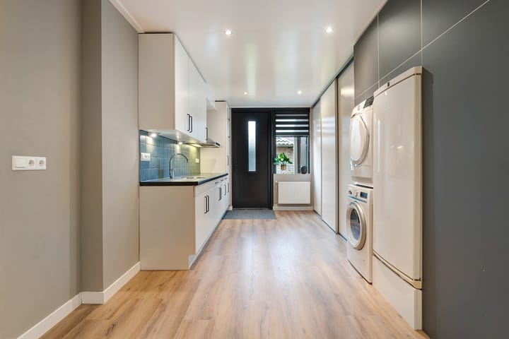 Foto 10 van Kamferbekestraat 7