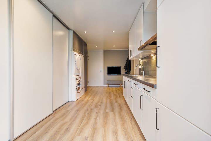 Foto 12 van Kamferbekestraat 7