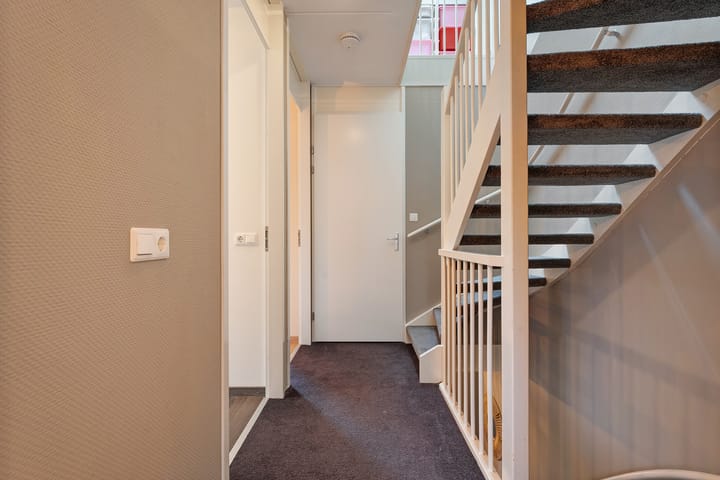 Foto 25 van Kamferbekestraat 7