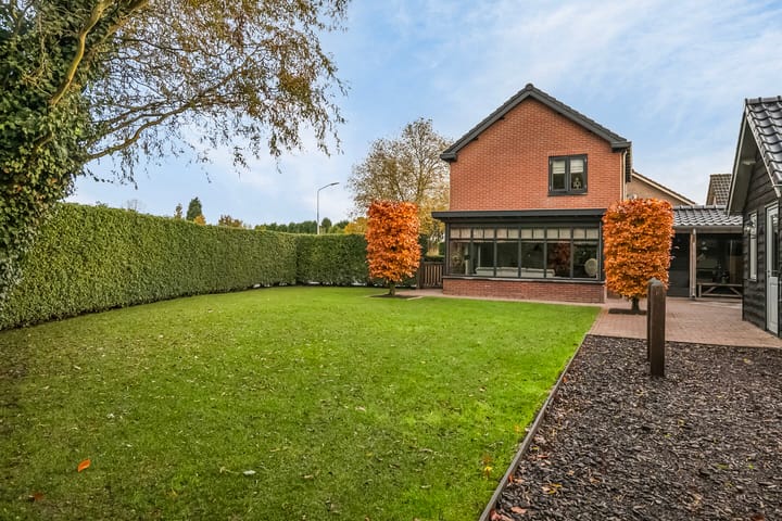 Foto 2 van Achtmorgenstraat 5