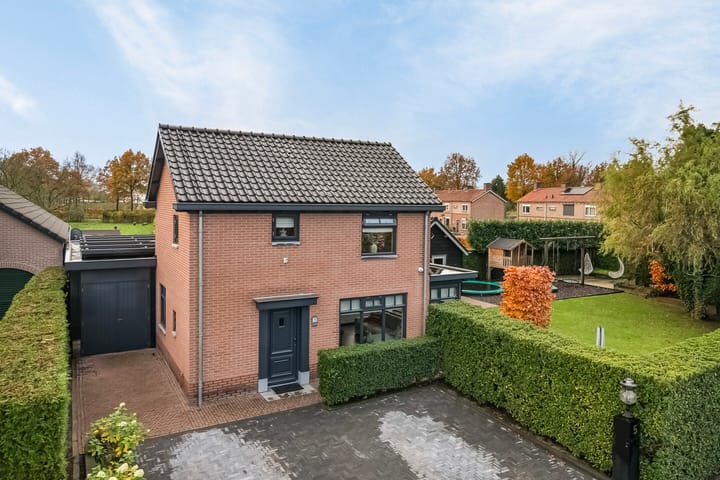 Foto 6 van Achtmorgenstraat 5