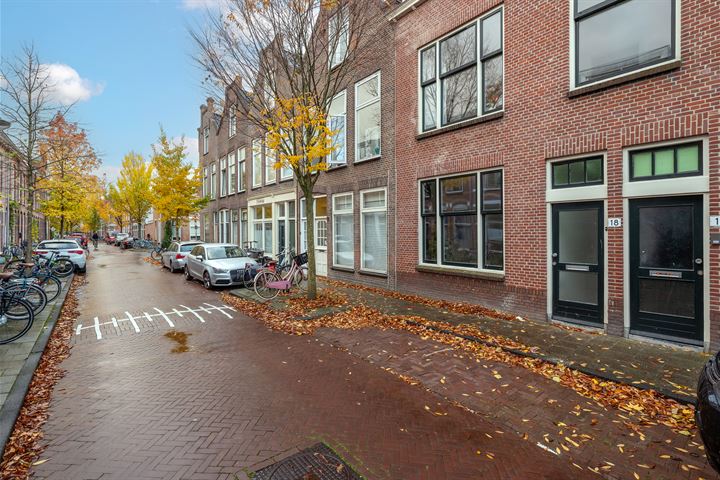 View photo 3 of Mauritsstraat 18