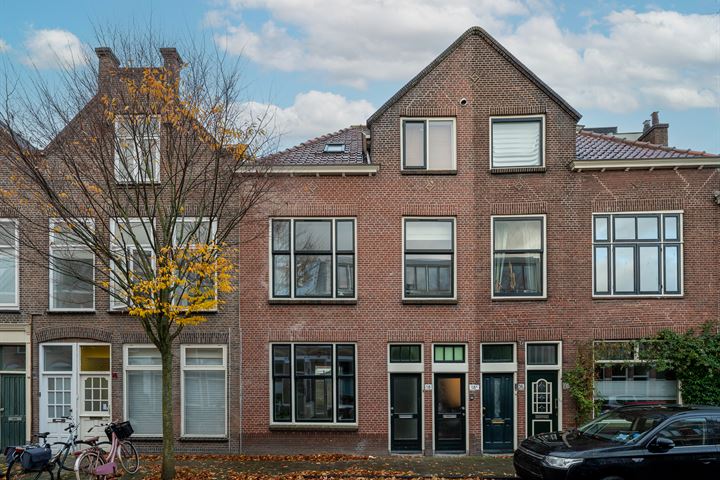 View photo 1 of Mauritsstraat 18