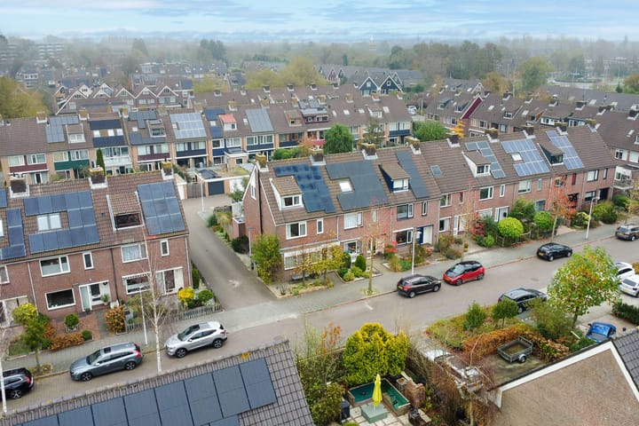 Foto 43 van Titanialaan 21