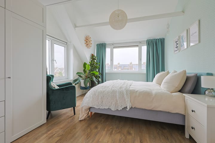 Foto 31 van Titanialaan 21