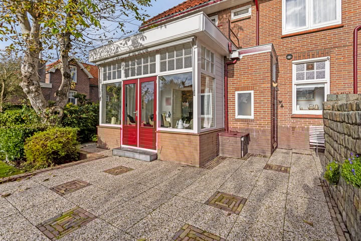 Foto 38 van Julianastraat 58