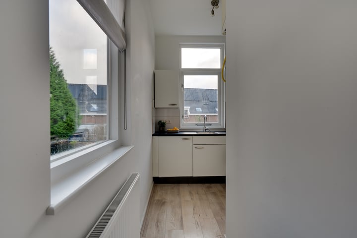 View photo 9 of Mauritsstraat 18-A