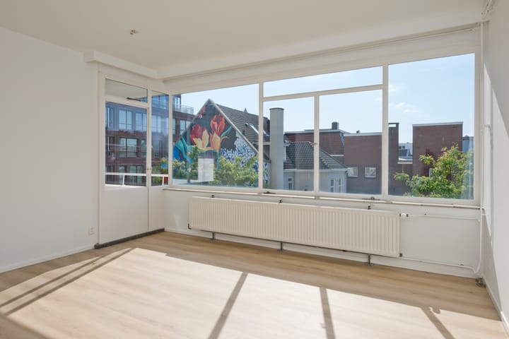 Foto 15 van Looierstraat 2-3A