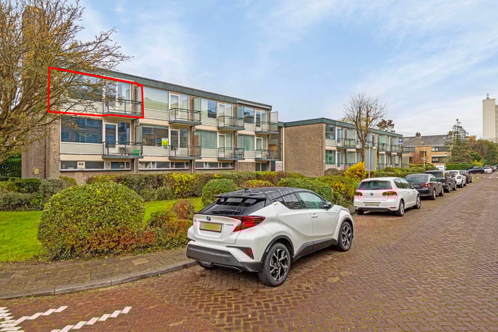 Photo 3 of Robertaland 42