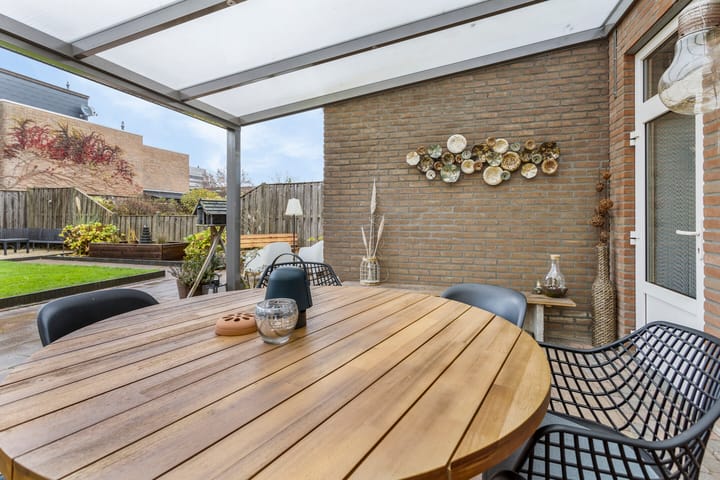 Foto 16 van Constantijn-Eik 14