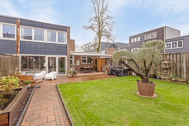 Foto 19 van Constantijn-Eik 14