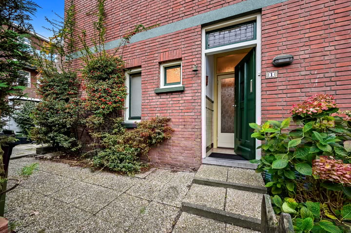 Foto 2 van Miquelstraat 1