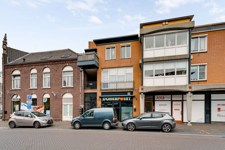 View photo 3 of Stationstraat 5