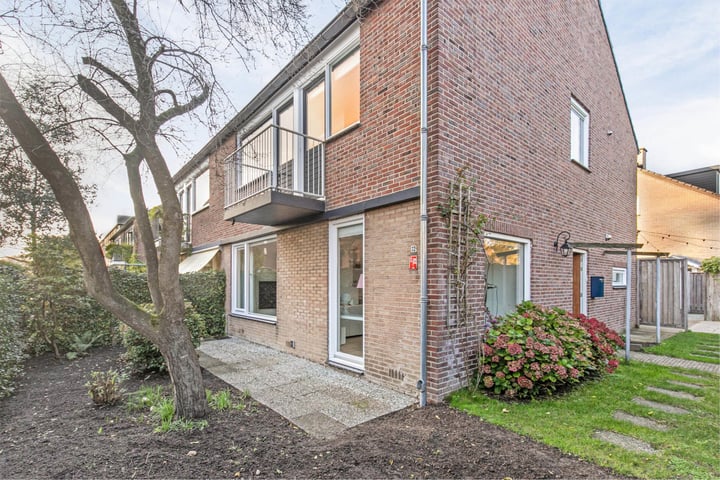 View photo 38 of Reigerstraat 22