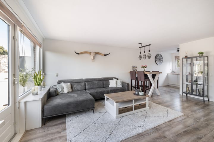 Foto 9 van Nicolaas Arie van der Burgsingel 10