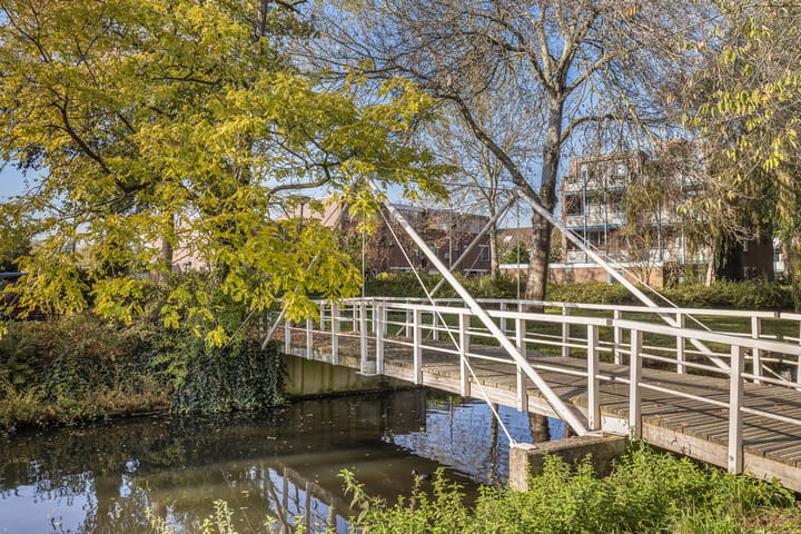 Foto 32 van Nicolaas Arie van der Burgsingel 10