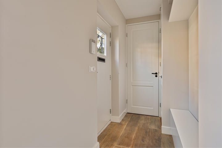 View photo 17 of Bergenvaarderstraat 29