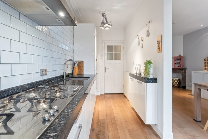 Foto 21 van Pijnboomstraat 81