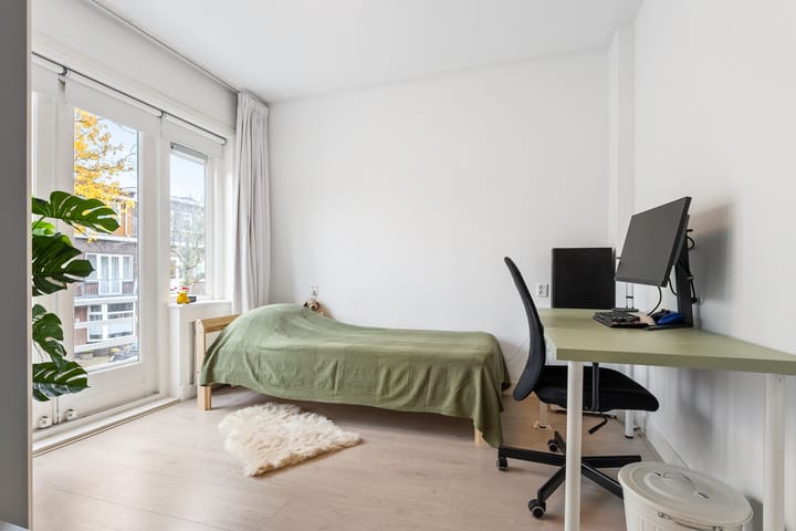 Foto 45 van Pijnboomstraat 81