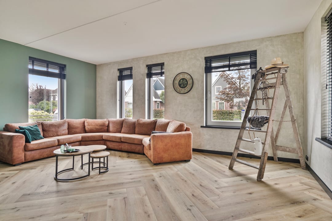 Photo 2 of Alde Leane 9