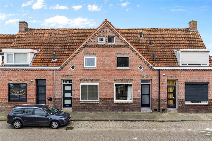 Bekijk foto 46 van Monseigneur Völkerstraat 104