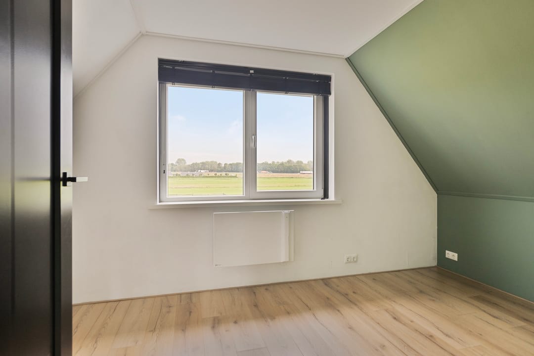 Photo 32 of Alde Leane 9