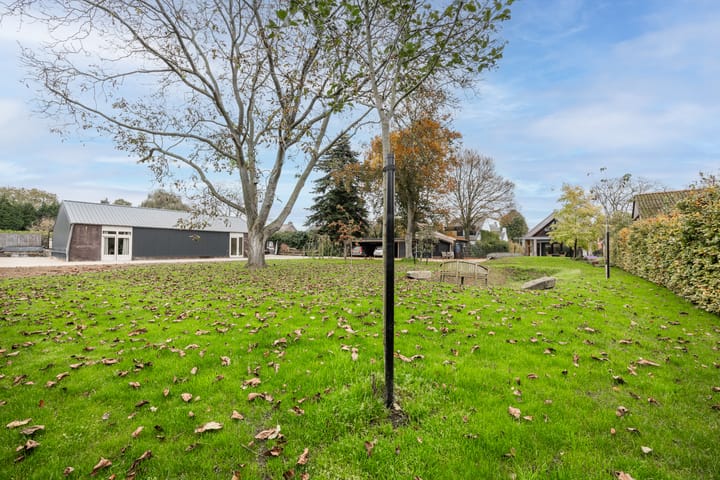 Foto 44 van Burgemeester Minkenberglaan 18-A