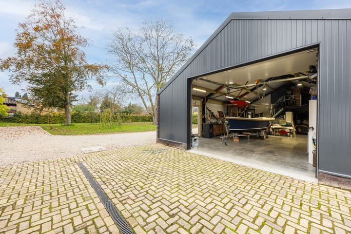 Foto 47 van Burgemeester Minkenberglaan 18-A