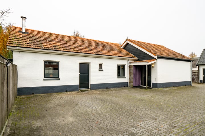 Bekijk foto 10 van Bakkersveenweg 11