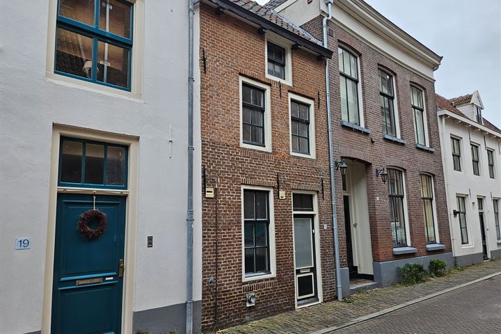 View photo 1 of Bornhovestraat 21