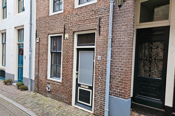 View photo 4 of Bornhovestraat 21