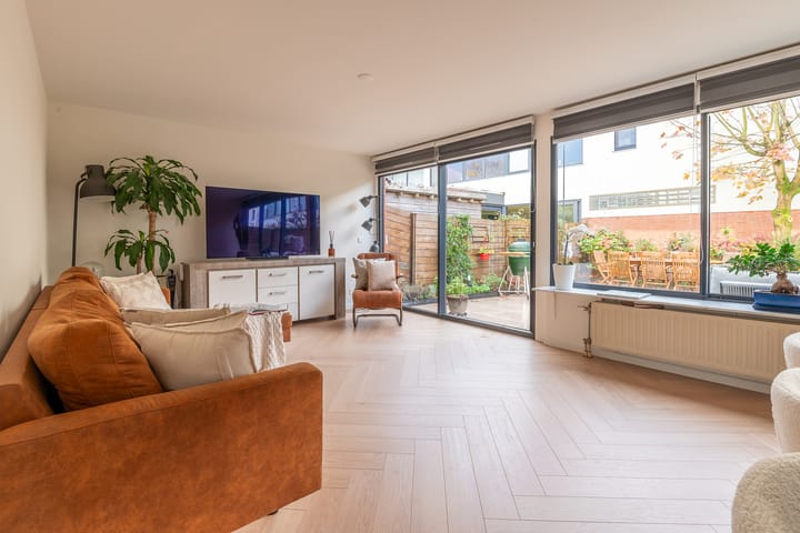 Foto 4 van Charlie Parkerstraat 5