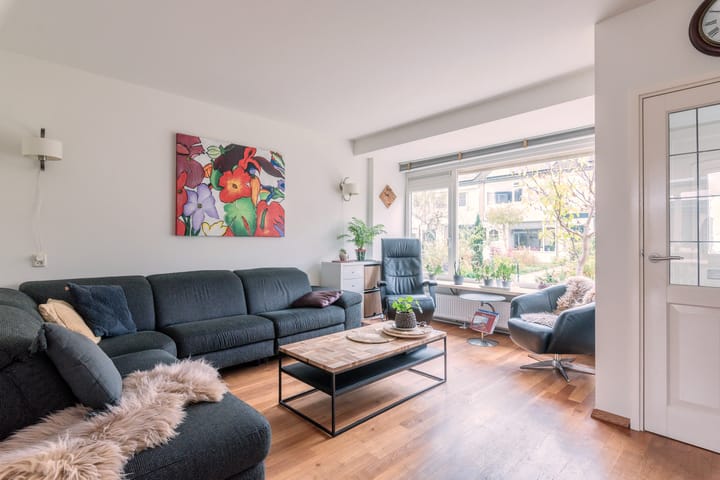 Foto 3 van Mr.J.C.Bührmannlaan 36