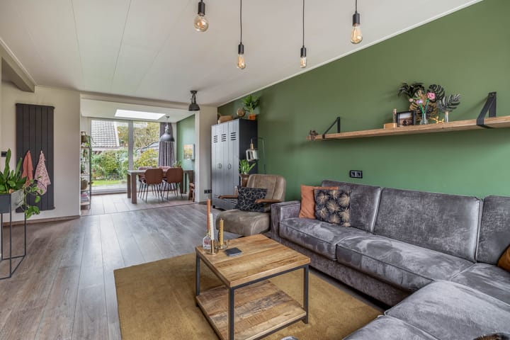 Foto 2 van Burg van Sevenhovenstraat 21