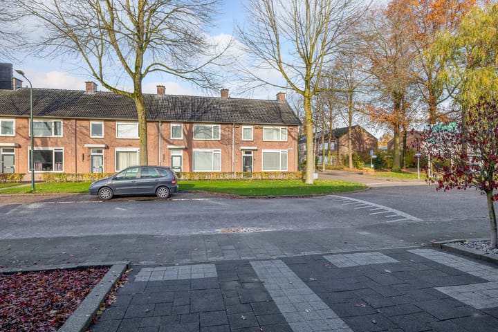 Foto 29 van Leliestraat 45