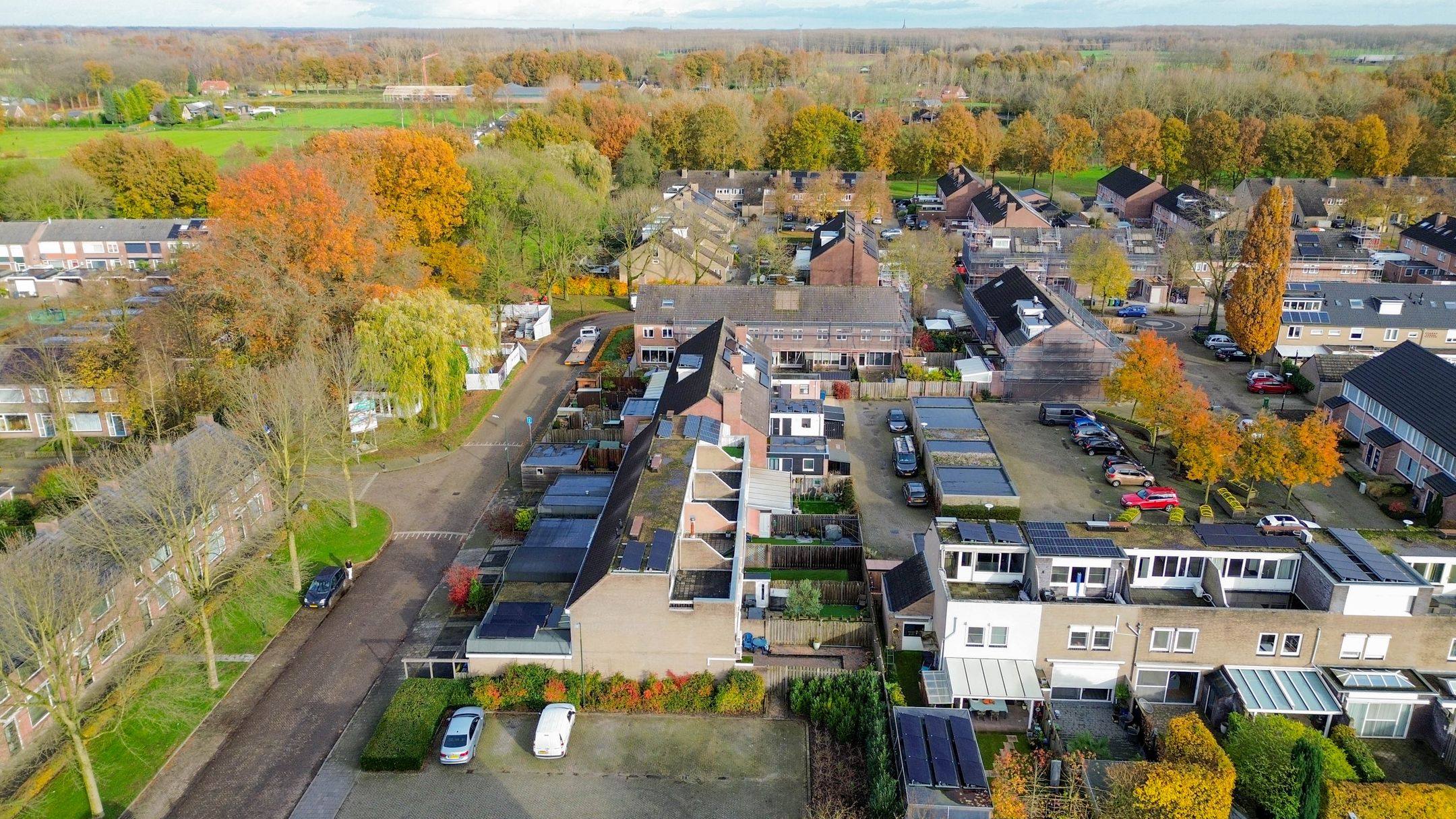 Photo 30 of Leliestraat 45