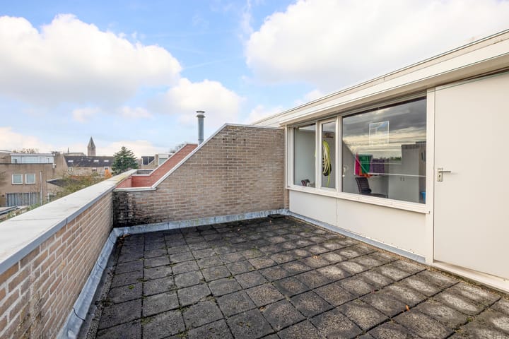 Foto 43 van Leliestraat 45