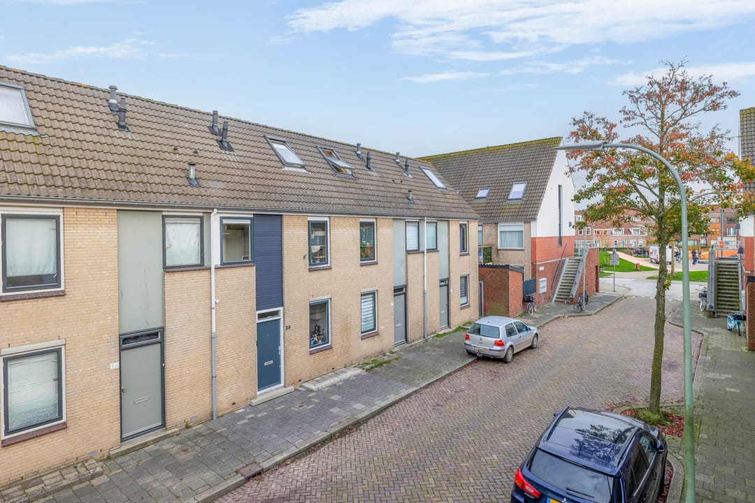 Foto 7 van A.C.W. Staringstraat 38