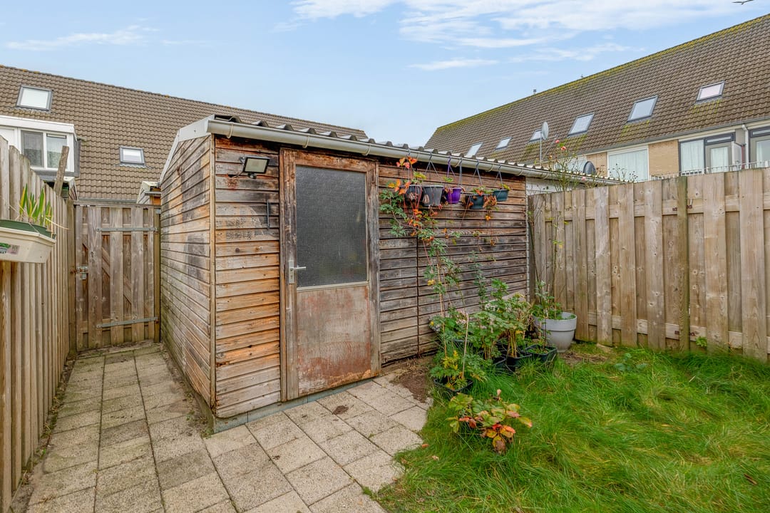 Foto 16 van A.C.W. Staringstraat 38