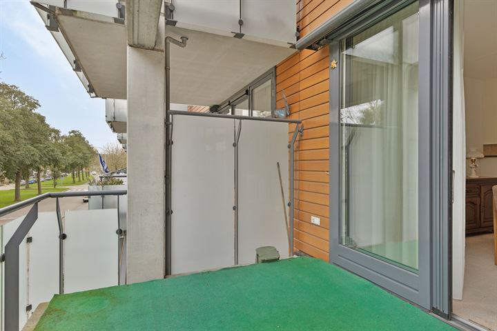 View photo 32 of Wilgenstraat 13-11