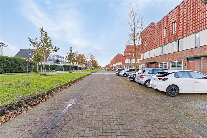 View photo 25 of H.P. Berlagestraat 125