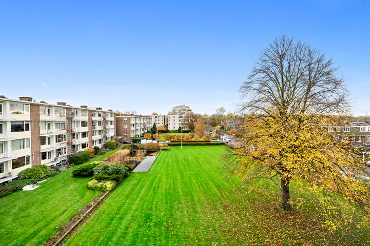 View photo 61 of Prins Hendrikplein 74